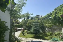 ქირავდება სახლი, 6 ოთახიანი, თბილისი, მთაწმინდა