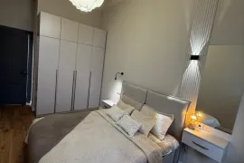 ქირავდება ბინა, 2 ოთახიანი, ახალი აშენებული, თბილისი, საბურთალო