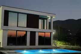 იყიდება სახლი, 4 ოთახიანი, მცხეთა, საგურამო