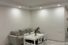 ქირავდება ბინა, 2 ოთახიანი, ახალი აშენებული, ბათუმი