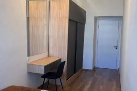 იყიდება ბინა, 4 ოთახიანი, ძველი აშენებული, თბილისი, ჩუღურეთი