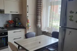 Продается квартира, 4 Kомнатная, Старое здание, Тбилиси, Vazisubani