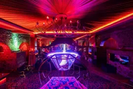 იყიდება, უნივერსალური კომერციული  ფართი, ვერა