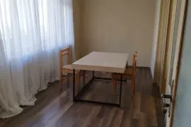 ქირავდება ბინა, 5 ოთახიანი, ძველი აშენებული, თბილისი, ვარკეთილი