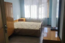 ქირავდება ბინა, 5 ოთახიანი, ძველი აშენებული, თბილისი, ვარკეთილი