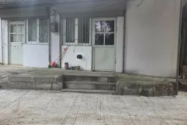 Продается квартира, 2 Kомнатная, Старое здание, Тбилиси, Варкетили