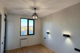 Продается квартира, 3 Kомнатная, Новостройка, Батуми, Район аэропорта