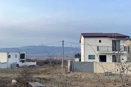 იყიდება მიწის ნაკვეთი, საგურამო