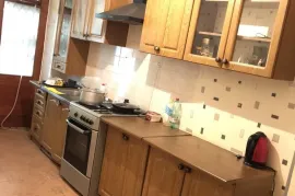 Продается квартира, 3 Kомнатная, Старое здание, Тбилиси, saburtalo