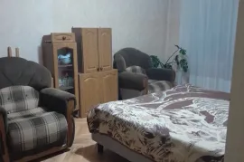 Продается квартира, 3 Kомнатная, Старое здание, Тбилиси, saburtalo
