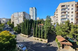 იყიდება ბინა, 4 ოთახიანი, ახალი აშენებული, თბილისი, ვაკე