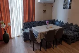 ქირავდება ბინა დღიურად, 3 ოთახიანი, ახალი აშენებული, თბილისი, ვარკეთილი