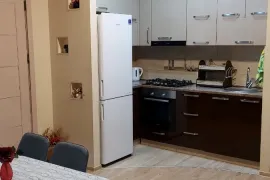 ქირავდება ბინა დღიურად, 3 ოთახიანი, ახალი აშენებული, თბილისი, ვარკეთილი