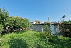 House For Sale, Avtokarkhana Settlement