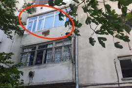 Daily Apartment Rent, 2 Room, Old building, Tbilisi