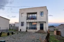 House For Sale, Krtsanisi 