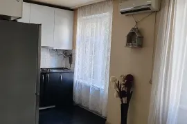 Daily Apartment Rent, 1 Room, Old building, Tbilisi