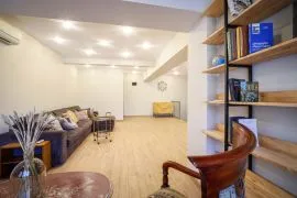 Daily Apartment Rent, 2 Room, Old building, Tbilisi, saburtalo