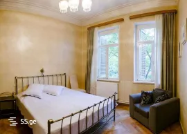 For Rent, 3 Room, Old building, Tbilisi, Vera