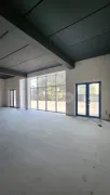 For Rent, Gross Building, Gori