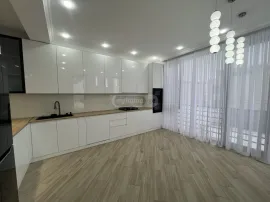 House For Sale, 10 Room, Tbilisi, Ivertubani