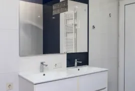 იყიდება ბინა, 7 ოთახიანი, ძველი აშენებული, თბილისი, საბურთალო