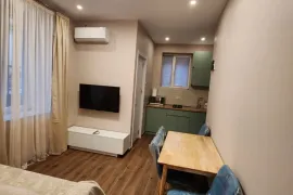 ქირავდება ბინა, 2 ოთახიანი, ძველი აშენებული, თბილისი, ჩუღურეთი