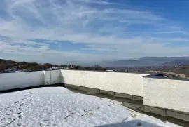 იყიდება სახლი, 4 ოთახიანი, თბილისის შემოგარენი