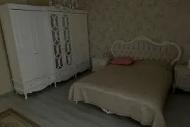 იყიდება სახლი, 7 ოთახიანი, თბილისი, აეროპორტის დას.