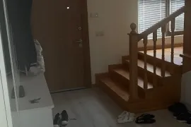 იყიდება სახლი, 7 ოთახიანი, თბილისი, აეროპორტის დას.