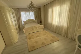 იყიდება სახლი, 7 ოთახიანი, თბილისი, აეროპორტის დას.