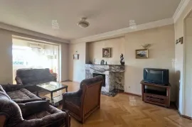 Lease Apartment, 3 Room, Old building, Tbilisi, vake