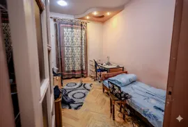 Продается квартира, 5 Kомнатная, Старое здание, Тбилиси, saburtalo