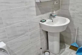 იყიდება ბინა, 2 ოთახიანი, ახალი აშენებული, ბათუმი, ხიმშიაშვილის უბანი