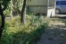 ქირავდება ბინა, 4 ოთახიანი, ძველი აშენებული, ქუთაისი, აღმაშენებლის დასახლება