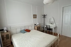 ქირავდება ბინა, 2 ოთახიანი, ძველი აშენებული, თბილისი, ვაკე