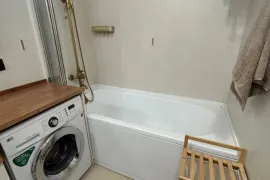 ქირავდება ბინა, 2 ოთახიანი, ძველი აშენებული, თბილისი, ვაკე