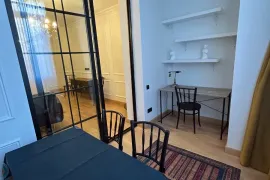 ქირავდება ბინა, 2 ოთახიანი, ძველი აშენებული, თბილისი, ვაკე