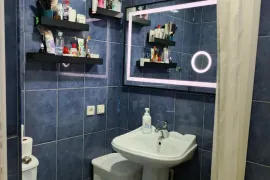 იყიდება ბინა, 3 ოთახიანი, ახალი აშენებული, ბათუმი, ხიმშიაშვილის უბანი