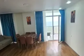 ქირავდება ბინა, 4 ოთახიანი, ახალი აშენებული, ბათუმი, თამარის დასახლება