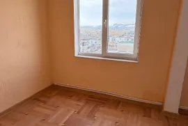 იყიდება ბინა, 3 ოთახიანი, ახალი აშენებული, რუსთავი, ახალი რუსთავი