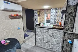 Продается квартира, 1 Kомнатная, Старое здание, Тбилиси, Чугурети