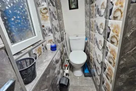 Продается квартира, 1 Kомнатная, Старое здание, Тбилиси, Чугурети