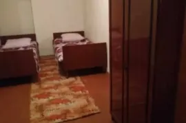 იყიდება ბინა, 4 ოთახიანი, ძველი აშენებული, თეთრიწყარო, მანგლისი