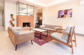 Продается , Гостиница, Диди Дигоми