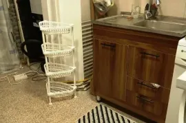 Аренда, 2 Kомнатная, Старое здание, Тбилиси, saburtalo