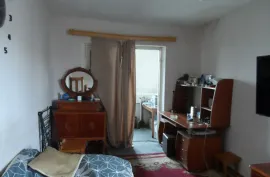 Apartment for sale, 3 Room, Old building, Tbilisi, Nadzaladevi