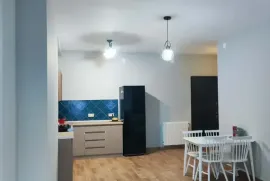 ქირავდება ბინა, 2 ოთახიანი, ახალი აშენებული, ბათუმი