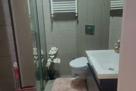 Продается квартира, 3 Kомнатная, Новостройка, Батуми, Руставельский район