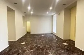 For Sale , Universal commercial space, Vera